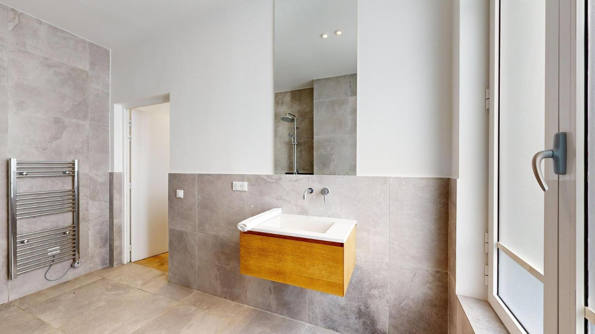 152 Suite Sylvie - Superbe Appartement A Париж Екстериор снимка